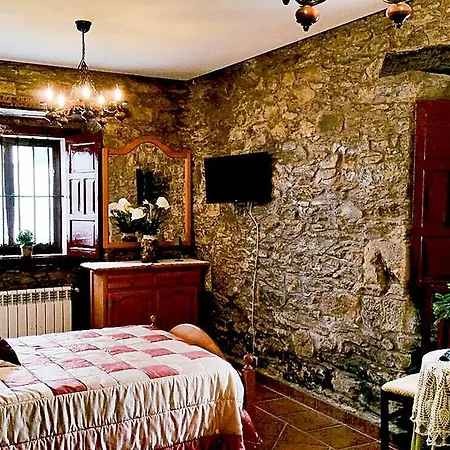 La Casona De Pension * Faedo