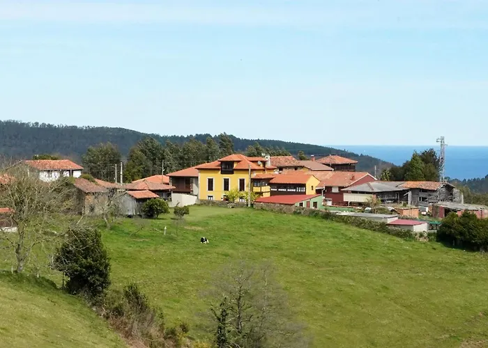 Hotel La Casona De Faedo *